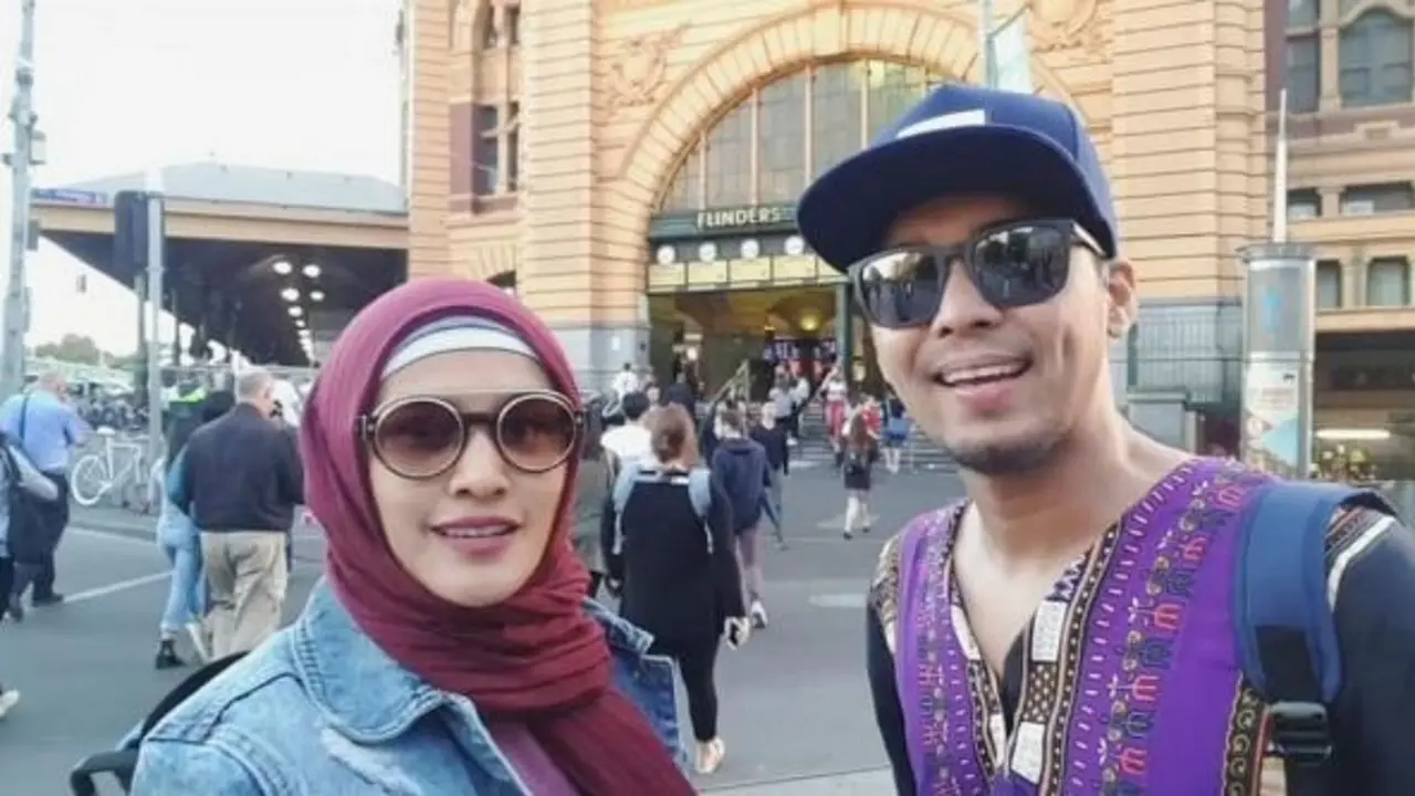 [Bintang] Mario Irwinsyah dan Ratu Anandita