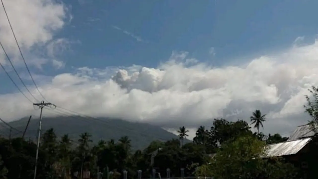 Tepis Kabar Hoaks Gamalama Meletus yang Bikin Panik Warga Ternate