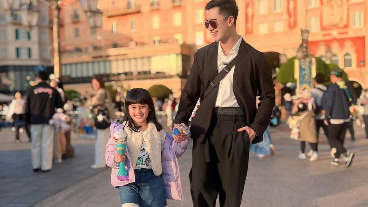 Keakraban Verrell Dengan Sang Adik