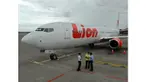  Maskapai Lion Air tengah jadi pembicaraan. Kali ini bukan soal seringnya maskapai berlogo singa itu terlambat terbang, tapi karena ada penumpang yang mengaku mendengar suara desahan di kokpit. Adalah Lambertus Maengkom, seseorang yang melaporkan kejadian
