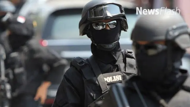 Kamis (23/07/17), Densus 88 dan Polda Banten menangkap terduga teroris di Cilegon. 