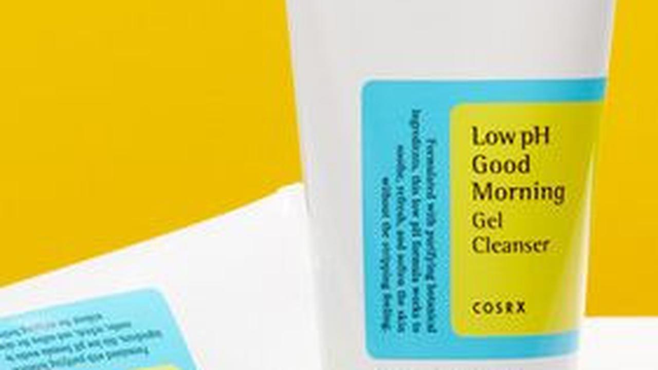 1. Pilih Facial Wash yang Mengandung Pelembab Ringan dan Memiliki pH 4,7-5,7<br>