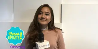 Salshabilla Adriani yang aktif membuat video blog (vlog) mendapatkan banyak inspirasi dari penonton videonya. Seperti apa sih saran dari Salshabilla untuk para remaja yang mau buat vlog?