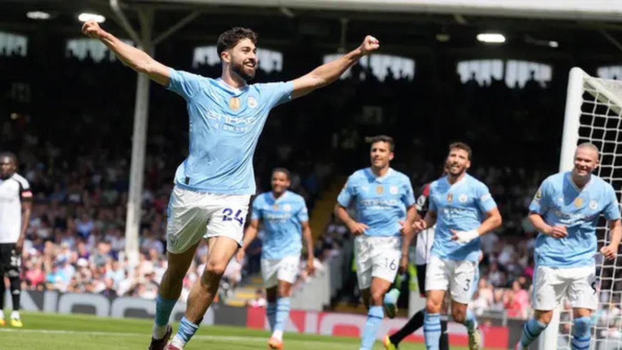 Kesederhanaan Gvardiol Naik Mobil Murah di Antara Gaya Hidup Mewah Pemain Manchester City