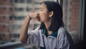 Overthinking sering dialami oleh semua orang baik pria ataupun wanita, anak muda ataupun orang dewasa (Photo by Unsplash.com/ 胡 卓亨)