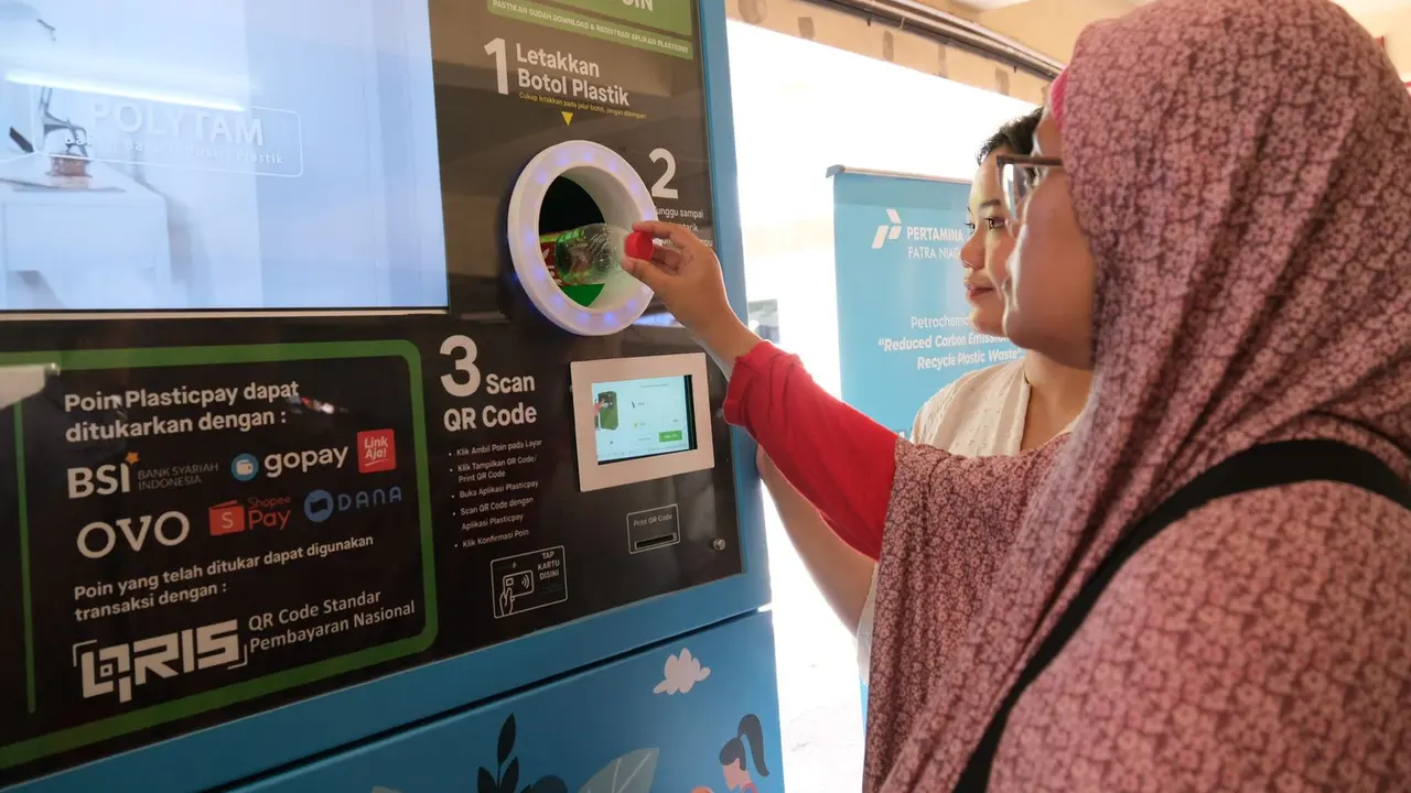 Daur Ulang Plastik