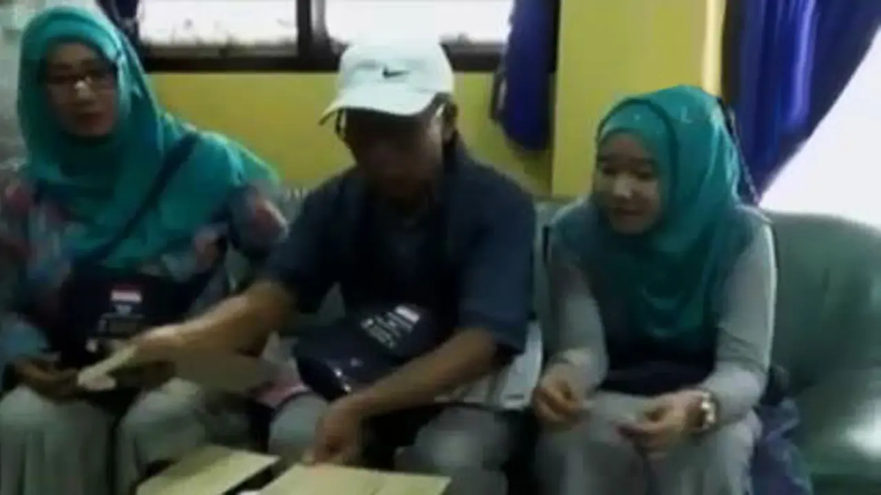 Visa Belum Rampung, Satu Keluarga Ini Terancam Gagal Naik Haji