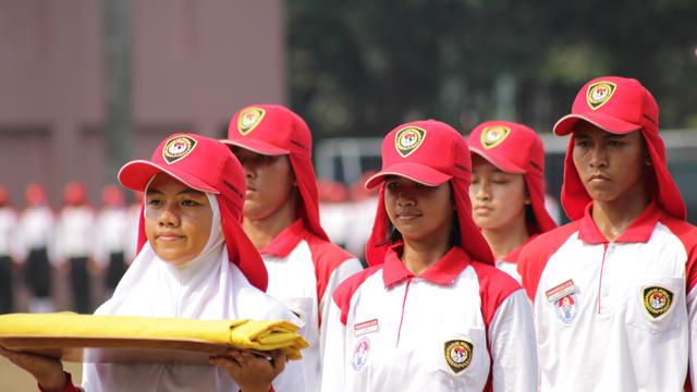 20+ Koleski Terbaru Background Foto Bendera Merah Putih ...