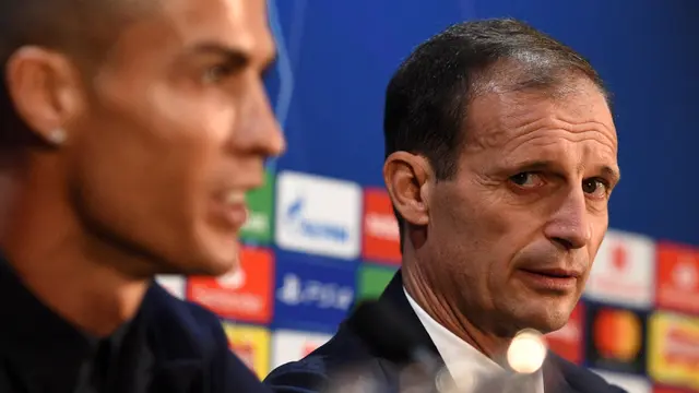 Foto: Cristiano Ronaldo Datang, 5 Pelatih Ini Lengser pada Musim Pertamanya