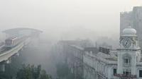 Kondisi kabut asap di Lahore, Pakistan, pada Minggu (3/11/2024). (Dok. AFP/Arif Ali)