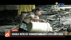 Korban kebakaran kolong Tol Pluit masih bertahan di pengungsian. Sementara sebagian kembali ke lokasi kebakaran untuk mengaisi sisa harta benda.