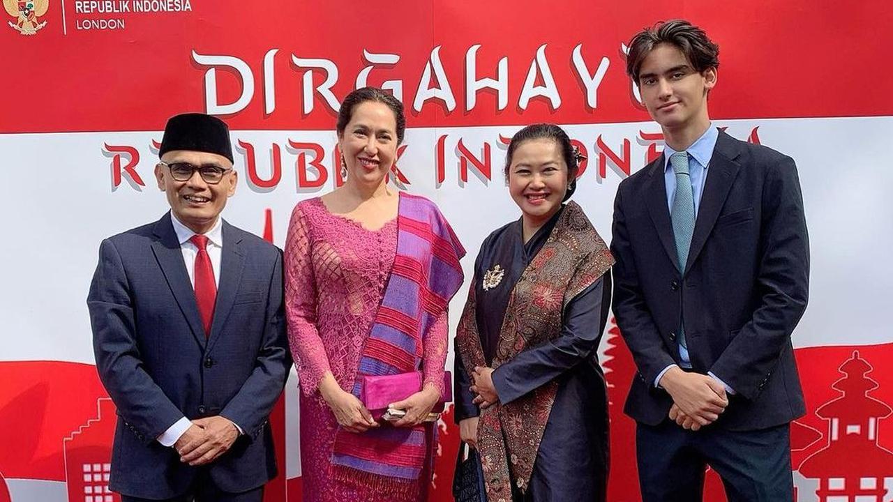 Kartika Sari Rayakan HUT RI