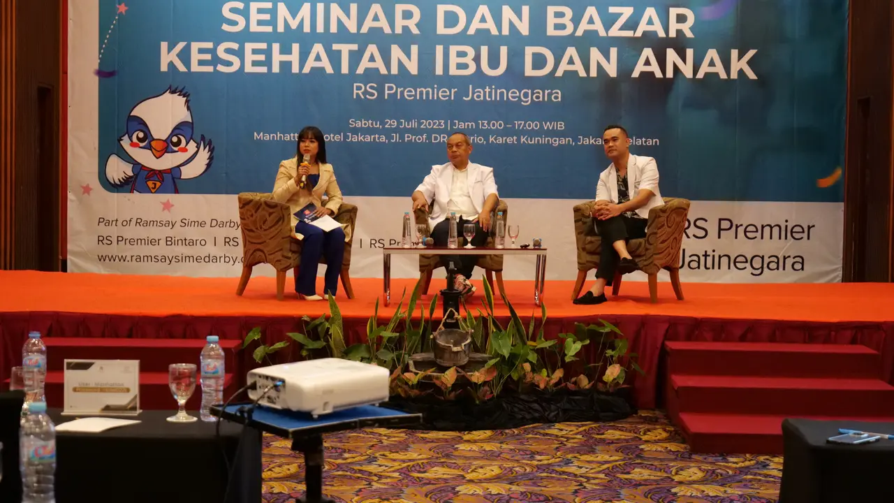RS Premier Jatinegara (RSPJ) menggelar event bazar kesehatan ibu dan anak.