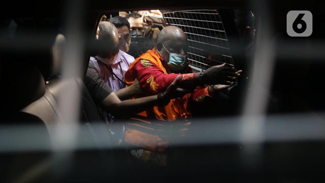 Gubernur Papua nonaktif Lukas Enembe Resmi Huni Rutan KPK