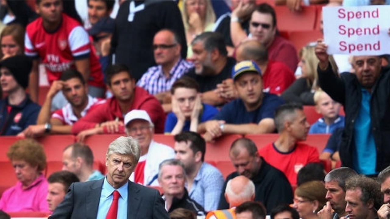 Wenger dikritik, Anelka beri pembelaan