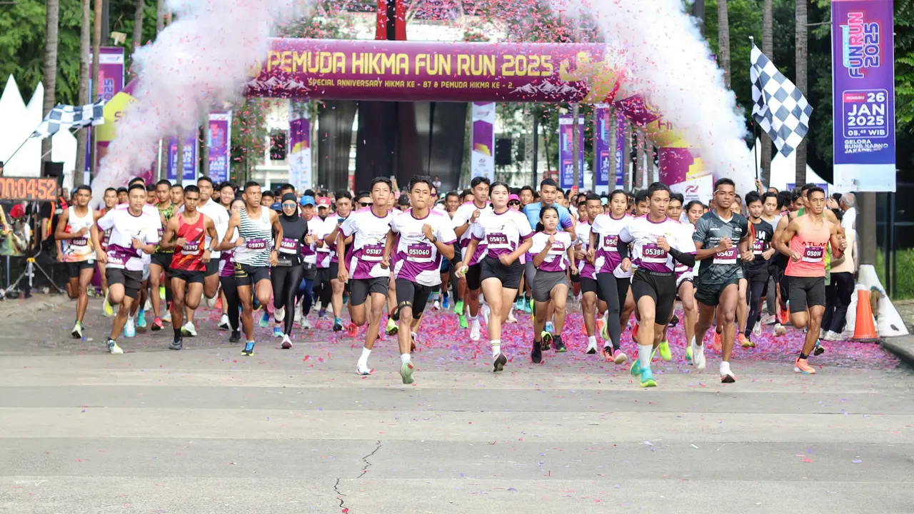 Ribuan peserta memadati Gelora Bung Karno (GBK) Jakarta, untuk mengikuti Pemuda Hikma Fun Run 2025, Minggu (26/1/2025) (Istimewa)