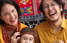 Foto-Foto Dimas Anggara Momong Anak, Siap Makan Mandi Ngebut Bagi Tugas sama Nadine Chandrawinata