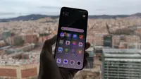 Penampilan Xiaomi 14 yang baru saja diperkenalkan di Barcelona Spanyol. (Liputan6.com/Iskandar)