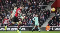 Danny Ings mencetak dua gol saat Southampton mengalahkan Arsenal 3-2 dalam lanjutan Liga Inggris di St. Mary's Stadium, Minggu (16/12/2018) malam WIB. (Adam Davy/PA via AP)