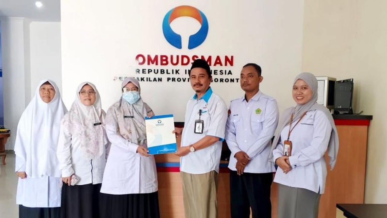 Ombudsman Gorontalo Serahkan Saran Perbaikan Tata Tertib MAN IC