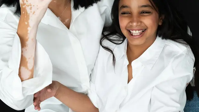 Potret kebersamaan Logina Salah dengan putrinya (credit: instagram/loginasalah)