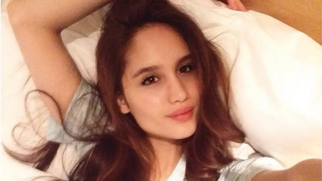 Cinta Laura