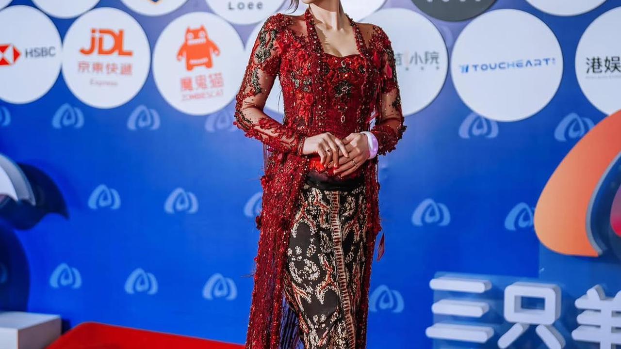 Inspirasi Model Kebaya Modern ala Celine Evangelista, Padukan Kecantikan Adat dan Pesona Bidadari