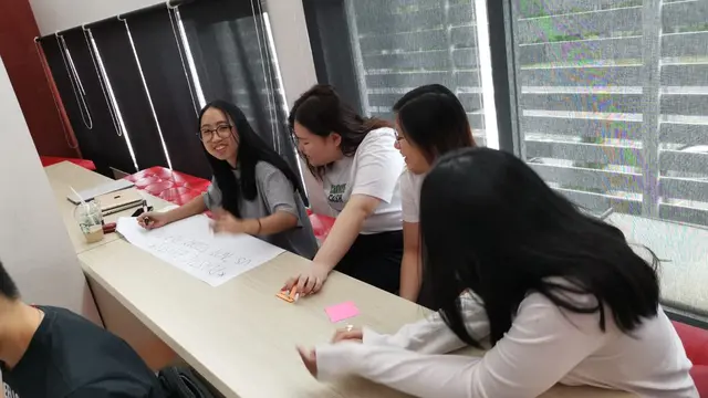 Tumbuhkan Sikap Kritis dan Peduli, UIC College dan UTS Insearch Gelar Workshop Lingkungan