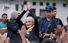 Luna Maya Kirim Bantuan ke Aceh, Bukti Kekuatan Hati di Tengah Bencana