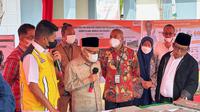 Wakil Presiden (Wapres) Ma&rsquo;ruf Amin meninjau langsung proyek rekonstruksi pasca-bencana gempa bumi yang melanda Mamuju, Sulawesi Barat. (Foto:Liputan6/Nanda Perdana Putra)