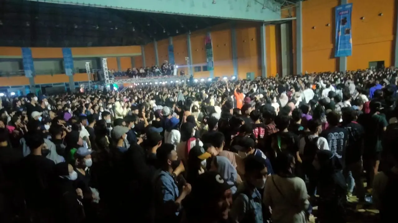 Konser tak Patuhi Prokes di Makassar (Liputan6.com/Fauzan)
