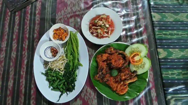 Lezatnya Ayam Taliwang H. Moerad Khas Lombok