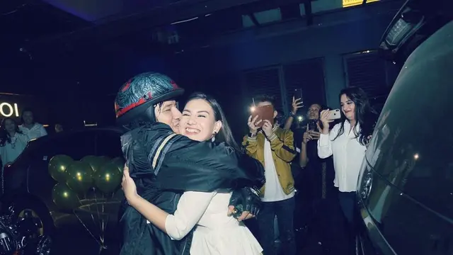 Ammar Zoni dan Irish Bella