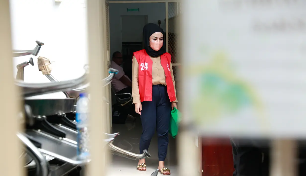 Sebelumnya Medina Zein dilaporkan oleh dua orang ke Polda Metro Jaya.(Kapanlagi.com/Muhammad Akrom Sukarya)