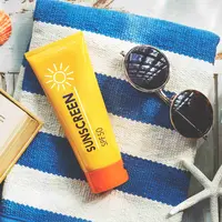 Sunscreen/copyright Freepik