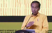 Respons Jokowi Usai Dikabarkan Masuk Anggota Kehormatan Partai Golkar