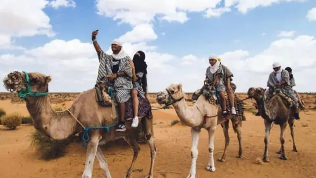 Tunisia dengan latar Gurun Sahara