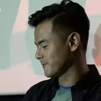 Meski sibuk promo film, Dion Wiyoko putuskan menikah di tahun 2017.