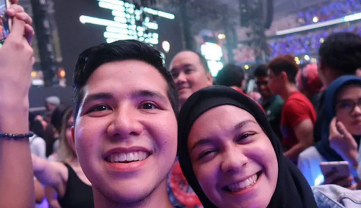 Ditemui di kawasan Kemang, Jakarta Selatan, Kamis (25/5/2017), Haykal bercerita saat  ini telah memiliki dua keluarga, yaki kelurga dia dan istrinya. Untuk itu mereka memutuskan untuk bergantian. (Instagram/haykalkamil)