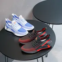 Sepatu olahraga tidak harus mahal. Dengan Rp99ribu, kamu bisa mendapatkan sepatu olahraga yang nyaman (Larocking)