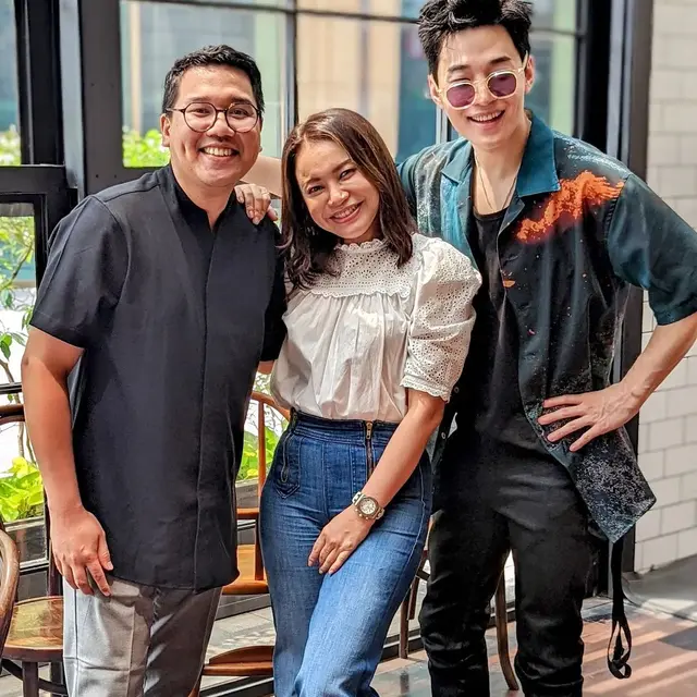 Datang ke Indonesia, Ini 6 Potret Henry Lau Mantan Personel Suju Bareng Artis Tanah Air