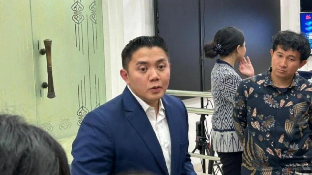 Saat Seskab Teddy Sindir Fenomena Inflasi Pengamat, Singgung Pihak Bicara Tak Sesuai Fakta
