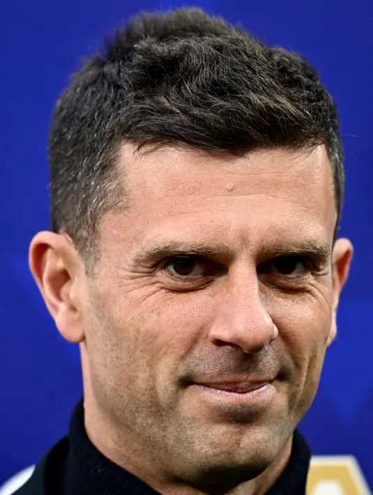 Musim 2023/2024 ini memang berlangsung luar biasa bagi Motta. (Gabriel BOUYS / AFP)
