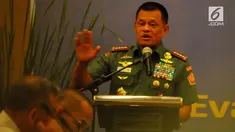 Kepala Pusat Penerangan (Kapuspen) TNI Mayjen TNI Wuryanto angkat bicara terkait puisi Panglima TNI Jenderal Gatot Nurmantyo saat jadi pembicara di Rapimnas Partai Golkar di Balikpapan, Kalimantan Timur.