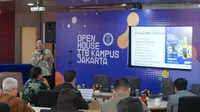 ITB Kampus Jakarta mengadakan acara Open House untuk lebih mendekatkan diri dengan para calon mahasiswa, peserta pelatihan, dan mitra ITB di Jakarta dan sekitarnya pada Rabu-Kamis (29-30/5/2024) di ITB Kampus Jakarta, Gedung Graha Irama lantai 12, Kuningan, Jakarta Selatan. (sumber foto: Humas ITB)