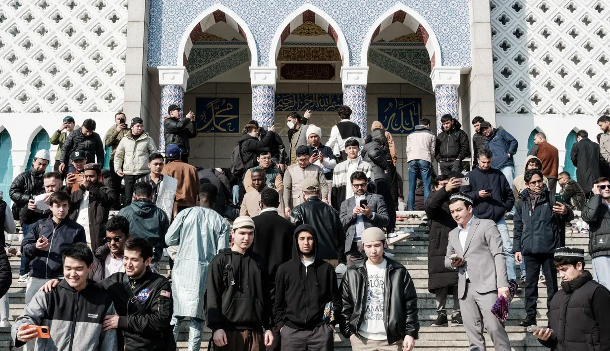 Dalam perkembangannya, Federasi Muslim Korea mendirikan Masjid Pusat Seoul di Itaewon, Seoul, pada 1976. (YASUYOSHI CHIBA/AFP)