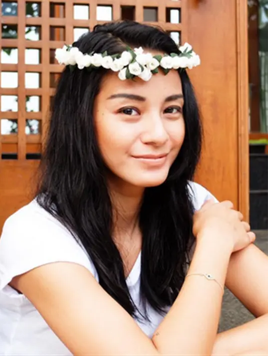 Kehamilan itu diungkapkan Kirana Larasati melalui akun Instagram miliknya. (Via Instagram/@kiranalarasati)