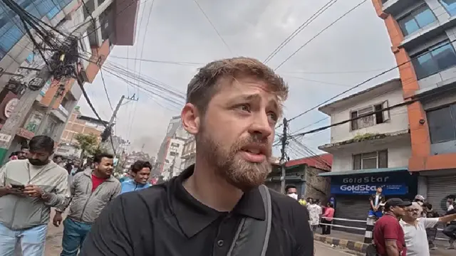 Kesaksian YouTuber Inggris Terjebak di Tengah Demonstrasi Ricuh Warga Nepal