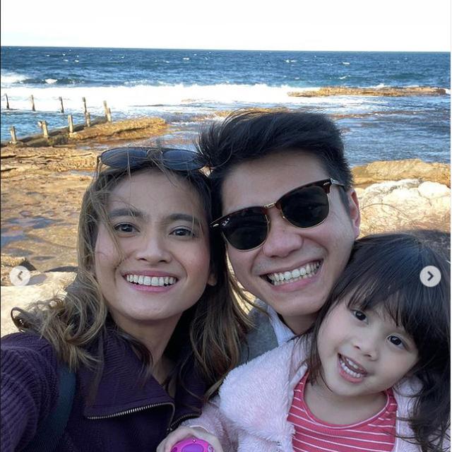 6 Tahun di Australia, Ini 6 Potret Keluarga Kecil Acha Septriasa dan Vicky Kharisma