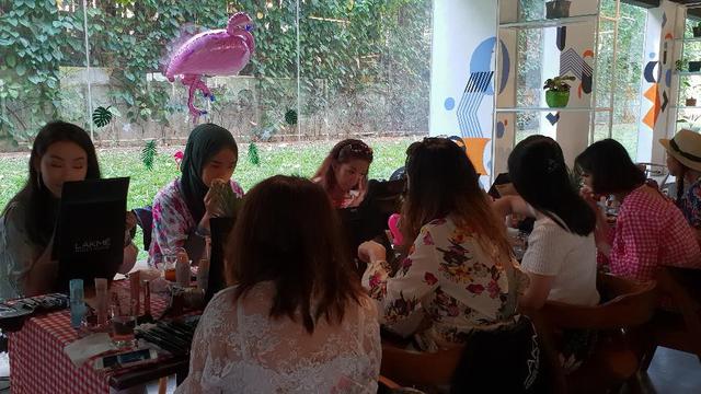 Tak Perlu Khawatir Makeup Luntur Saat Cuaca Panas